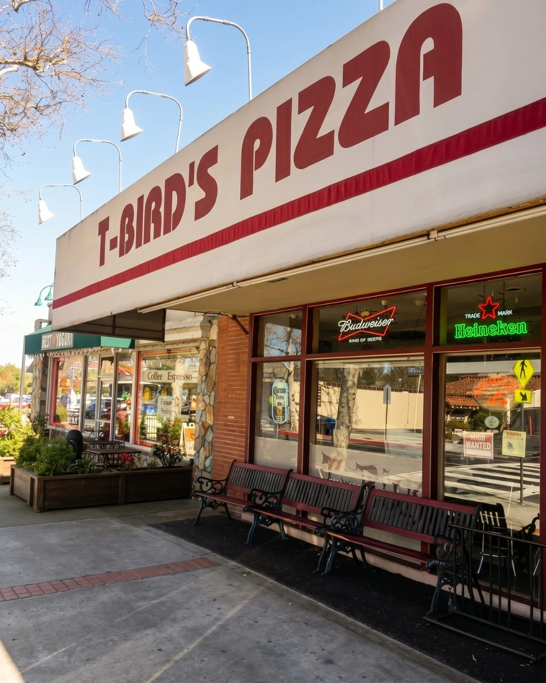 T Birds Pizza | Hand-Tossed Pizza in Los Gatos, CA